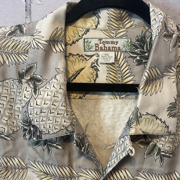 TOMMY Bahama Hawaiian Short Sleeve Button Down Shirt Size  XXL - Picture 7 of 7
